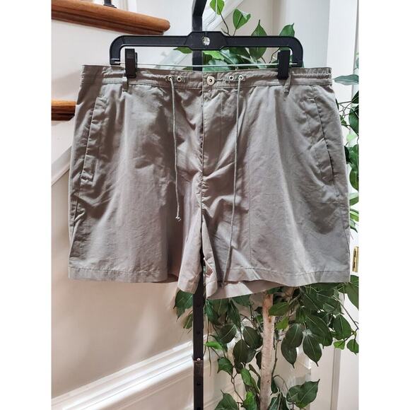 Sonoma Women's Solid Gray Cotton Pull On Mid Rise Straight Fit Bermuda Short 16 - Picture 12 of 12